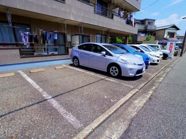 静岡駅 バス16分  安東一丁目下車：停歩4分 1階の物件外観写真